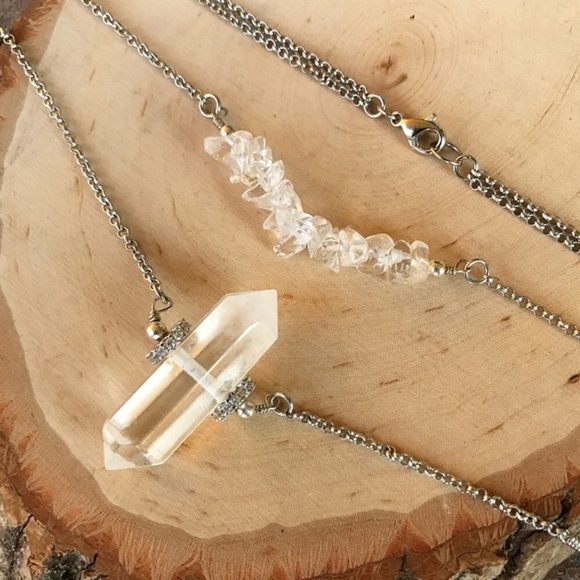 Crystal quartz necklace . Genuine double point crystal & quartz chips boho chic - Picture 5 of 7